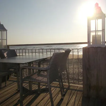 Het Dobbertje, Houten * Sint Maartensvlotbrug