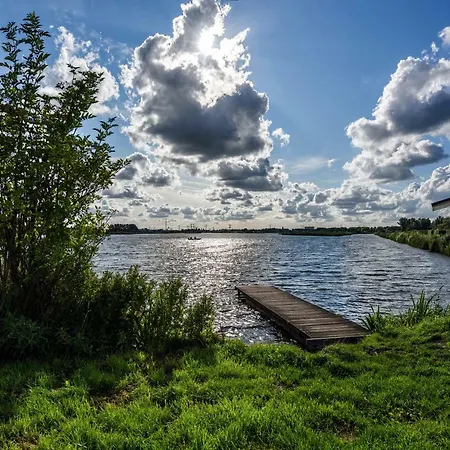 Het Dobbertje, Houten Sint Maartensvlotbrug
